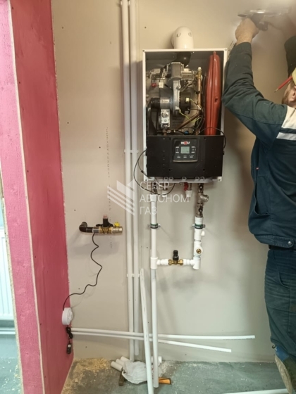 Установка газгольдера 5000 л в поселке Свердлова Всеволожского района на промышленном объекте 9