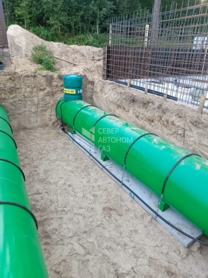 Монтаж  двух газгольдеров  10000 л  в Приозерском районе, КП Сосны 5